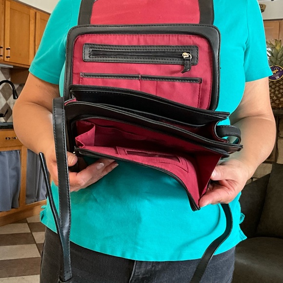 Black Leather Crossbody Bag - Picture 4 of 6